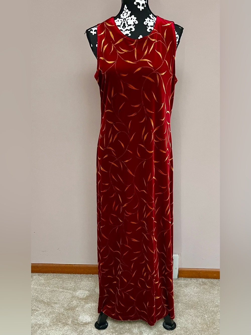 RONNI NICOLE Vintage 90s Stretch Velvet Maxi Dress Red Gold Pattern